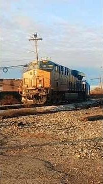 3/15 CSX eastbound merchandise freight train at Hyattsville MD #shorts #short #viral #video #train