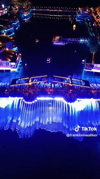 Water fountain show in Batavia Pik is every day , a new experience that you can enjoy in pik , Free entry for everyone. 📍Batavia PIK #pik2 #waterfountainshowpik #thewaterfountainshow #droneview #jakartahits #bataviapik #piktourism #onedestinationendlessjourneys ⚠️ official drone video footage