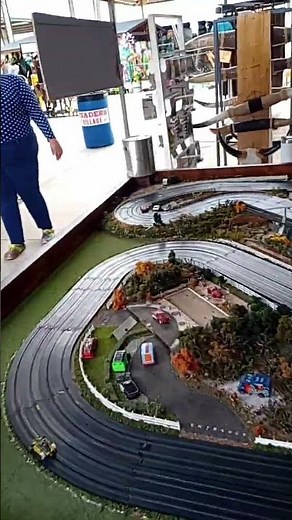 Slot Car race track i