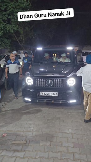 93K views · 2.5K reactions | Dhan Guru Nanak Ji #Amritvelatrust #amritvela #dhangurunanak #Dhangurunanakdevji #waheguruji #wahegurumeharkare #waheguru #newsamratelectronics #Rinkuveerji #gurbanishabad #gurbanikirtan #gurujisatsang #gurbanireels #nanaksar #gurunanakdevji #gurujibademandir #gurujiblessings | New Samrat Electronics | Facebook