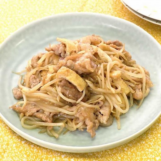 こってりコクうま！ 豚肉と油揚げの甘辛炒めのレシピ動画・作り方 | デリッシュキッチン