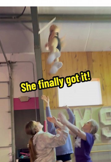 NEW SKILL UNLOCKED 🔓 First double down and we’re so proud!#cheertok #double #stunt #cheerleading #allstarcheer Follow her mini cheer journey ✨
