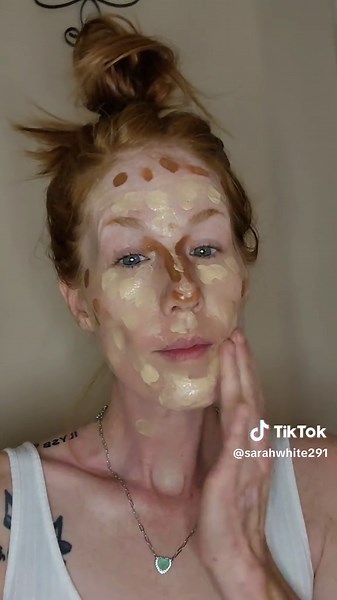 morphing into my favorite 😍 Disney 👸... or trying 🤔 😍 💗 #fypシ゚viral #girlsjustwanttohavefun #momsoftiktok #momsover30 #viraltiktok #ariel #littlemermaid #inspire #makeup