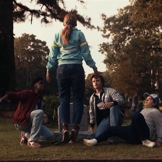 bittersweet dreams lyrics - stranger things @david kushner #davidkushner #strangerthings #bittersweetdreams #lyrics #edit