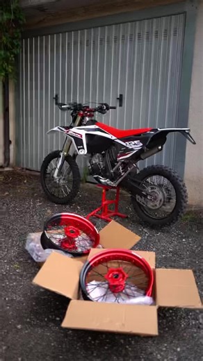 Fantic 125 supermoto 🙌🏻 #fanticmotor#fypシ