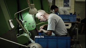 WÜSTHOF Classic 8" Chef's Knife, Black