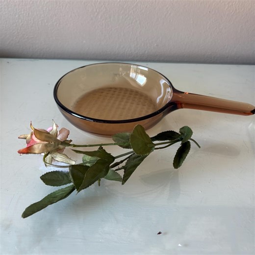 Vintage Vision Corning USA, 7" Waffle Bottom Pan / Amber Glass Cookware - Etsy