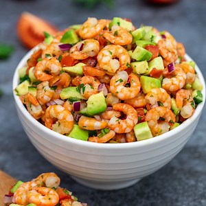 SHRIMP CEVICHE - it's delicious, fancy looking, and refreshing! --> https://30minutesmeals.com/shrimp-ceviche-recipe/ | 30 MIN MEALS