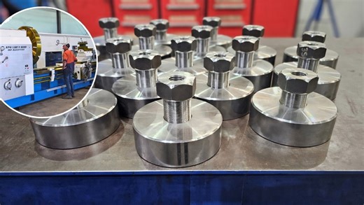 Levelling the 18‑tonne megabore lathe
