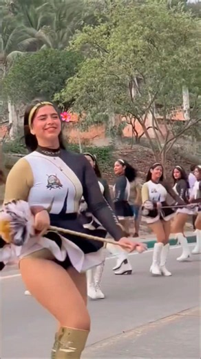 #bastoneras #dance #greenscreen #dancecraze #cosplay #dancetrend #humor #carnival #milindoecuador