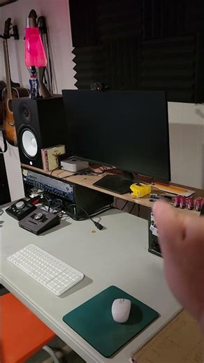 How Many Times Do You Have to Hit Space to Wake a Mac Mini? 😂