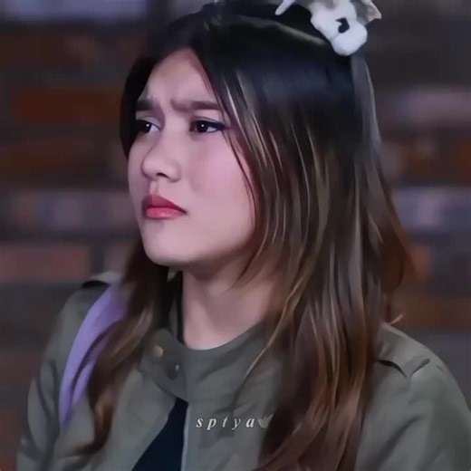 27' seperti mimpi ternyata kalian udah berlayar🥹 ga nyangka kalian udah sampe sekarang tadinya nya udah hopeless banget ngikutin kalian yang udah gaada harapan berlayar tapi ternyata kesabaran kita membuahkan hasil REALLY kalian berhasill!! membuat dira lovers happy oooh my dear I'm so grateful to have you guys, my moodbooster, you make my days cheerful, happy two months together, my beloved Dira🤍🌹 *harusnya post kemarin ini😭 #dira #dika #adara #gabrielharun #sridevida5 #magic5 #indosiar #on