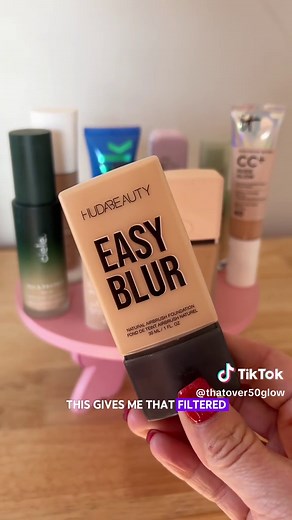 Top 10 Foundations for Mature Skin: Smooth & Youthful