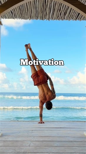 Comment „START“ and I’ll send you exclusive insights into the LeoMoves app 🚀 2026 will be the year you become the fittest version of yourself! I’ll guide you through structured programs, workouts, educational videos, and support you inside a community chat where thousands of students share progress, ask questions, and motivate each other 💪🏼 The LeoMoves app is built to train with me anywhere, anytime. Download the LeoMoves app through the link in my bio or on Google Play or the Apple Store an