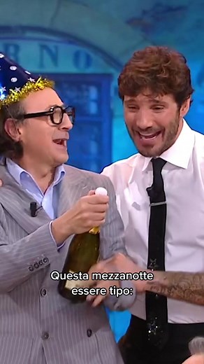 Buon Anno a Tutti con RaiPlay e Stefano De Martino