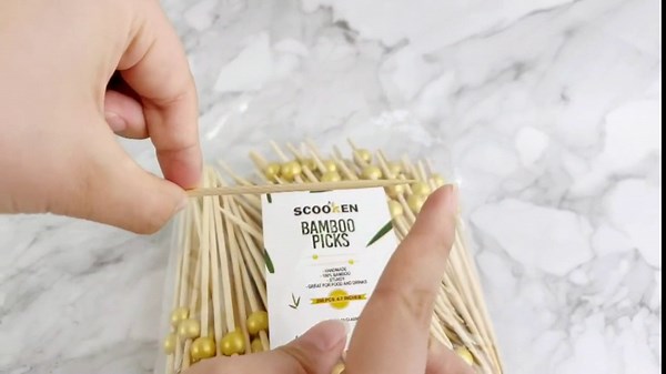 Cocktail Picks Gold Fancy Toothpicks - 200 Pcs Cocktail Skewers 4.7-inch Long Toothpicks for Appetizers - Bamboo Skewers for Charcuterie Boards Accessories Skewer Sticks - Bamboo Sticks Wooden Skewers