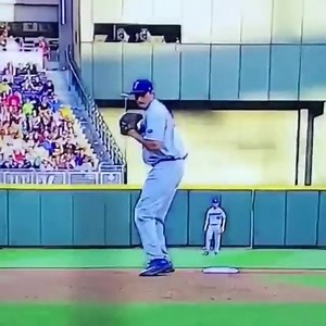 Balk or legal move? 👀😳 | Ultimate Baseball Training