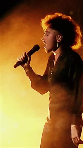 Greta Van Fleet's 'Safari Song' Live at Royal Albert Hall