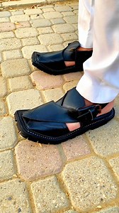 BLACK JEEP TYRE SOLE Code:985 ✅ Elegant and Graceful Look ✅ 100% Genuine Cow Leather ✅ Medicated Sole ✅ 3 side padding for extra comfort ✅ Soft, Comfortable and Light Weight ✅ Free Delivery Nationwide ✅ 100% Money Back Guarantee Call/WhatsApp: 03352892363 | Hub11.pk