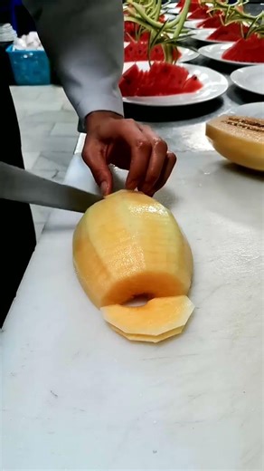 How to Chop Melon Fruit Quickly with a Knife | Amazing Fruit Cutting Technique