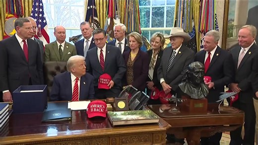 LIVE: Trump Signs Bill to Reopen Gov. | WPDE ABC15