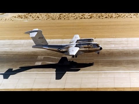 Evolution of Airlift Technology: Boeing's YC-14| (STOL)| YC-14 v YC-15|