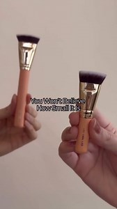 THE TOOL LAB All Day Fitting Duo (Glow type) - Premium Base Makeup Set for Liquid Cream Powder Foundation, Buffing Blending Face Brush, Sponge, Portable Case - 1.1" Flat Top Brush