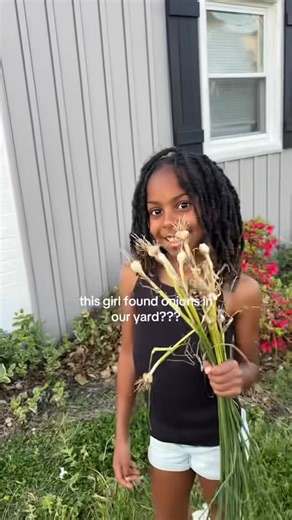 Asia Rivera 🏳️‍🌈 Model + Stylist + SAHM | This girl is too smart 😅😅😅 Call me a farmer 😂😂😂 | Instagram