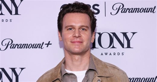 Jonathan Groff Recalls Disastrous Hamilton Start: ‘I Had No Character’