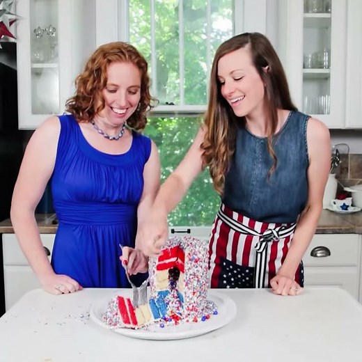 How to Make a Sprinkle Cake