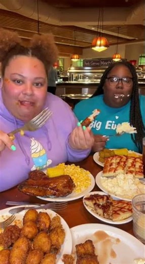 Besties TAG TEAM the BUFFET