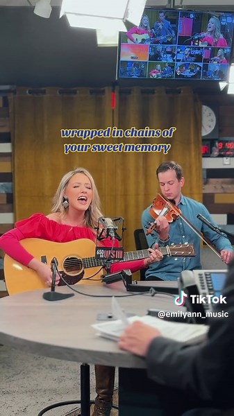 Emotional Country Acoustic Storytime with Fiddle | Heartbroken Journey