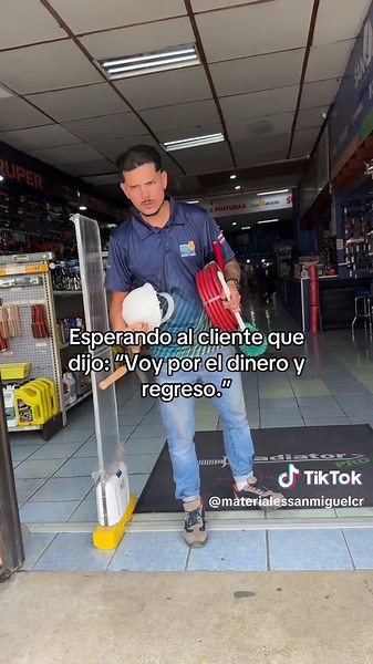 Humor en la oficina: Esperando al cliente perdido