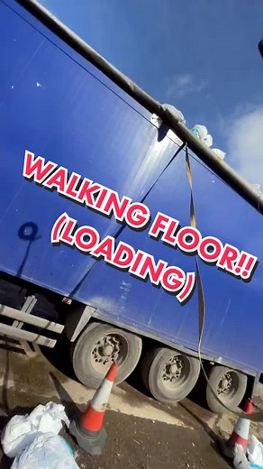 Loading A Walking Floor Trailer! Tips & Tricks