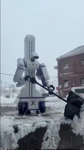 This robot doesn’t walk… it GLIDES faster than human