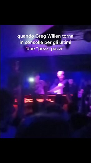 🪖💣🔨🧱 @gregwillen #fitzcarraldo #perte #neiperte