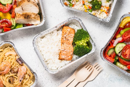 How Much Does DoorDash Pay in 2026? Is It Worth It?