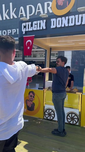 shashtaritwins على TikTok