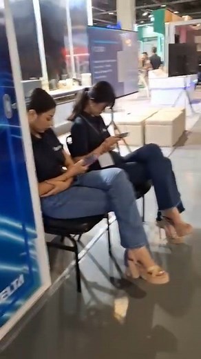 Kavariable another day, another exhibit...soon to be salesman. #variablefrequencydrive #exhibit #smxmoa | Jack Villanueva