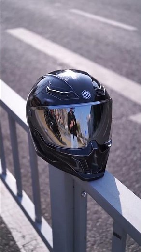 ILM MF509 War-Damaged Helmet & Yamaha—the ultimate combo for unbeatable vibes! Ready to turn heads?