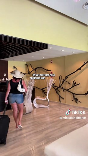 My thoughts on #royaltonchicpuntacana I would love to hear yours!! #allinclusive #puntacana