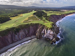 Headlined by jaw-dropping Cabot Cliffs, Nova Scotia making waves as must-see golf destination
