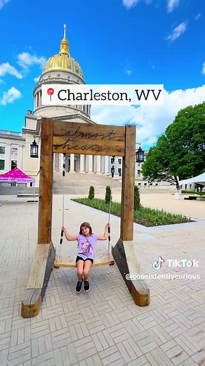 It’s not to late to plan an epic Spring Break getaway! ✈️ Whether you are looking for a relaxing beach escape 🏖️or a mountain adventure ⛰️ these family-friendly destinations are calling! 🌴 San Juan, Puerto Rico- No passport needed! Go see the Castillo San Felipe del Morro, hit the La Ruta del Lechón (Pork Highway), and take a guided walking tour of Old San Juan. 🌲 Charleston, West Virginia- Adventure on the Rail Explorers, tour the historic capital building then let the kids get hands-on insi