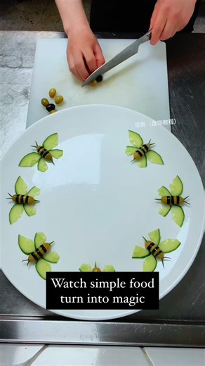 98K views · 1.5K reactions | Junpeng is a creative food arrangement artist whose works transform everyday ingredients into visually stunning table art. His craft focuses on using fruits, vegetables, and simple kitchen staples to sculpt flowers, landscapes, and whimsical shapes on plates. He emphasizes elegance in minimalism, turning each dish into a visual story. Artist: 俊鹏（盘饰教程）/ junpeng2023 on Douyin #foodart #food #art #creative | Arts Terra | Facebook