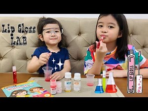 We made our own lip gloss! | Easy Lip Gloss Recipe | STEM Learning | Baby Playful #diylipgloss