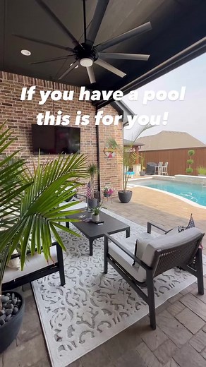 Pool Fence Installation and Safety Guide