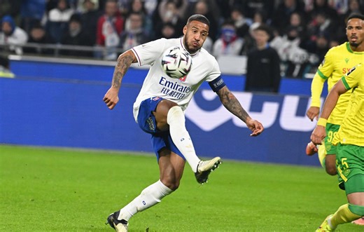 Lorient - OL : Les Merlus tapent un OL réduit à dix en première période... …