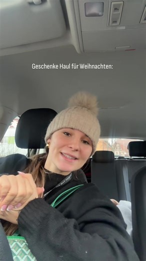 Kleiner Einblick an der Stelle ;) #weihnachtsgeschenke #weihnachten #christmas #lauraroehrig