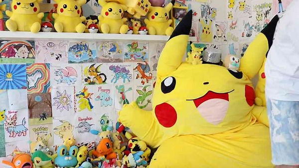 $500+ Pokemon Card Mystery Box Unboxing