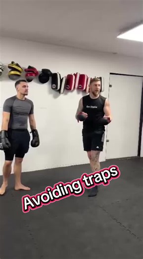 Try to avoid getting caught in this trap . Alternatively . Try to catch someone with this trap . #boxing🥊 #MMA #combat #jab #trap